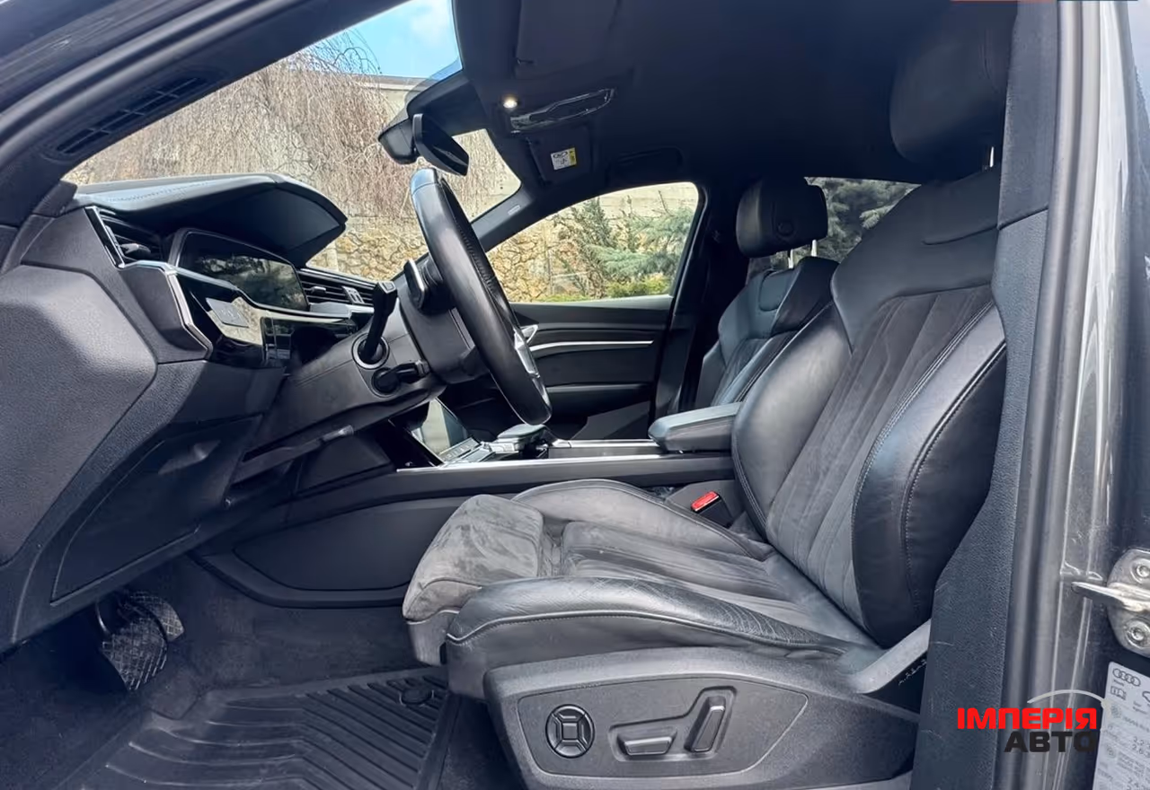 Audi e-tron Sportback - фото 41