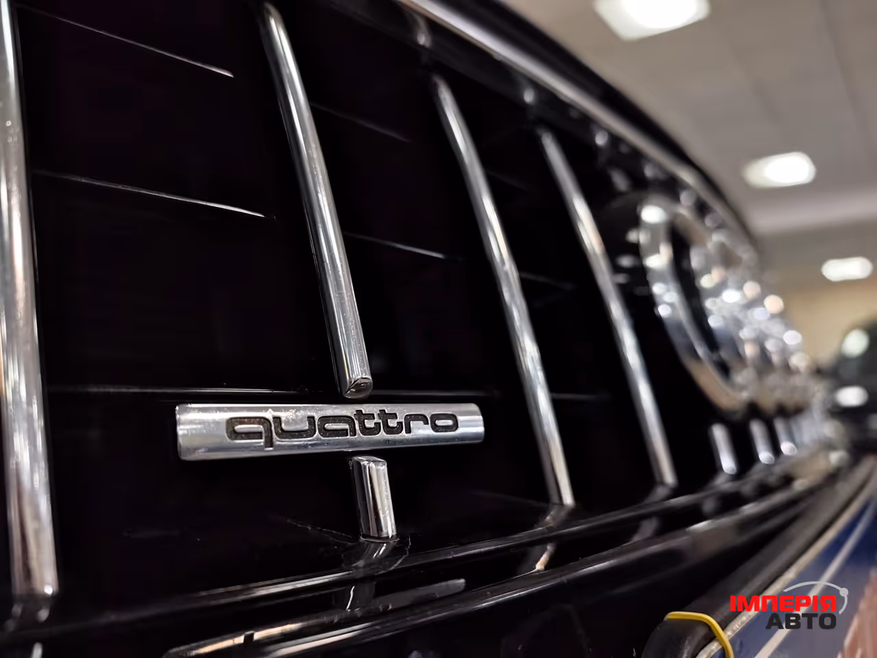 Audi Q7 - фото 11