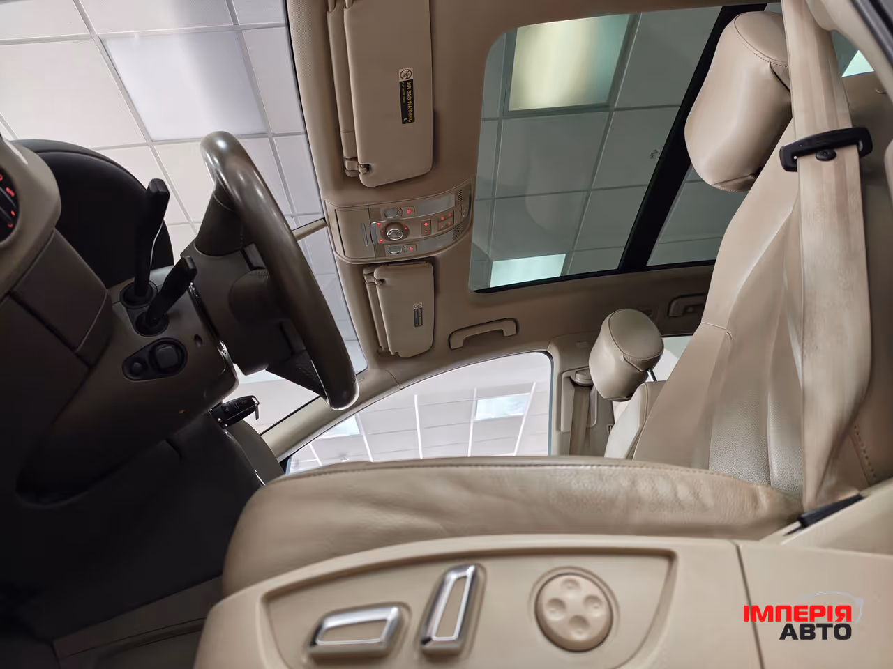 Audi Q7 - фото 17