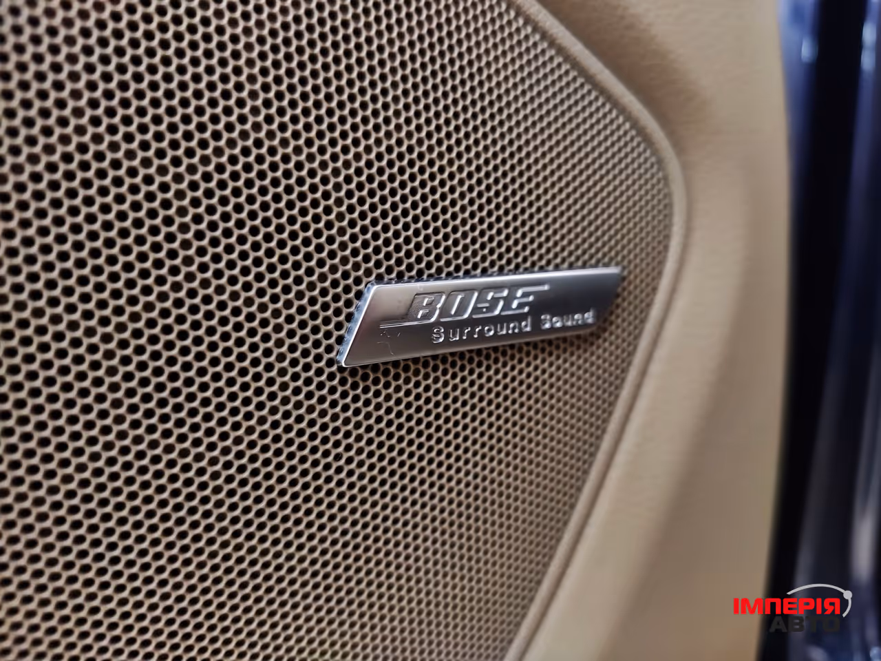 Audi Q7 - фото 18