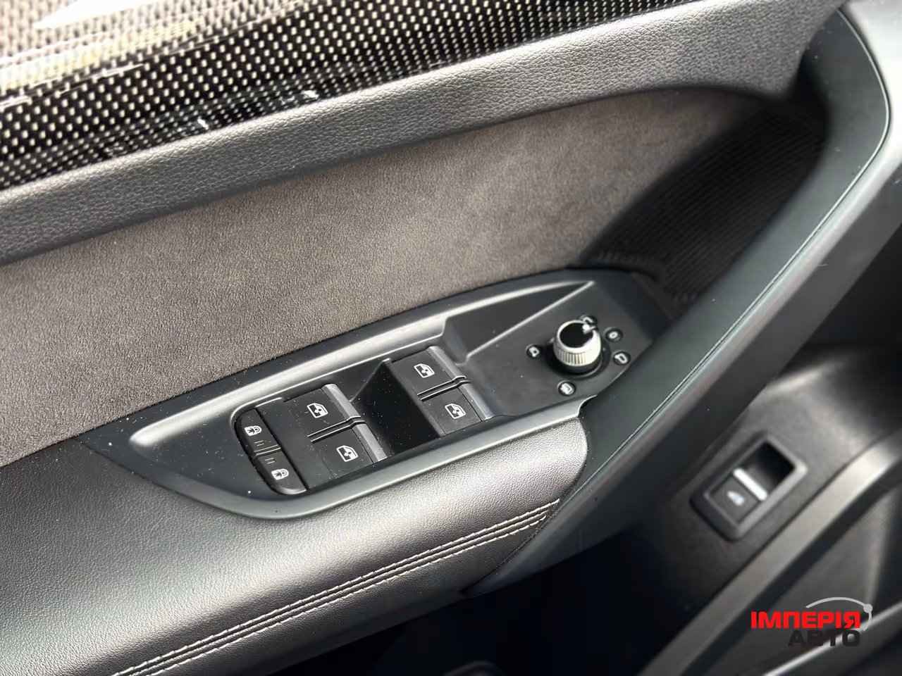 Audi SQ5 - фото 44