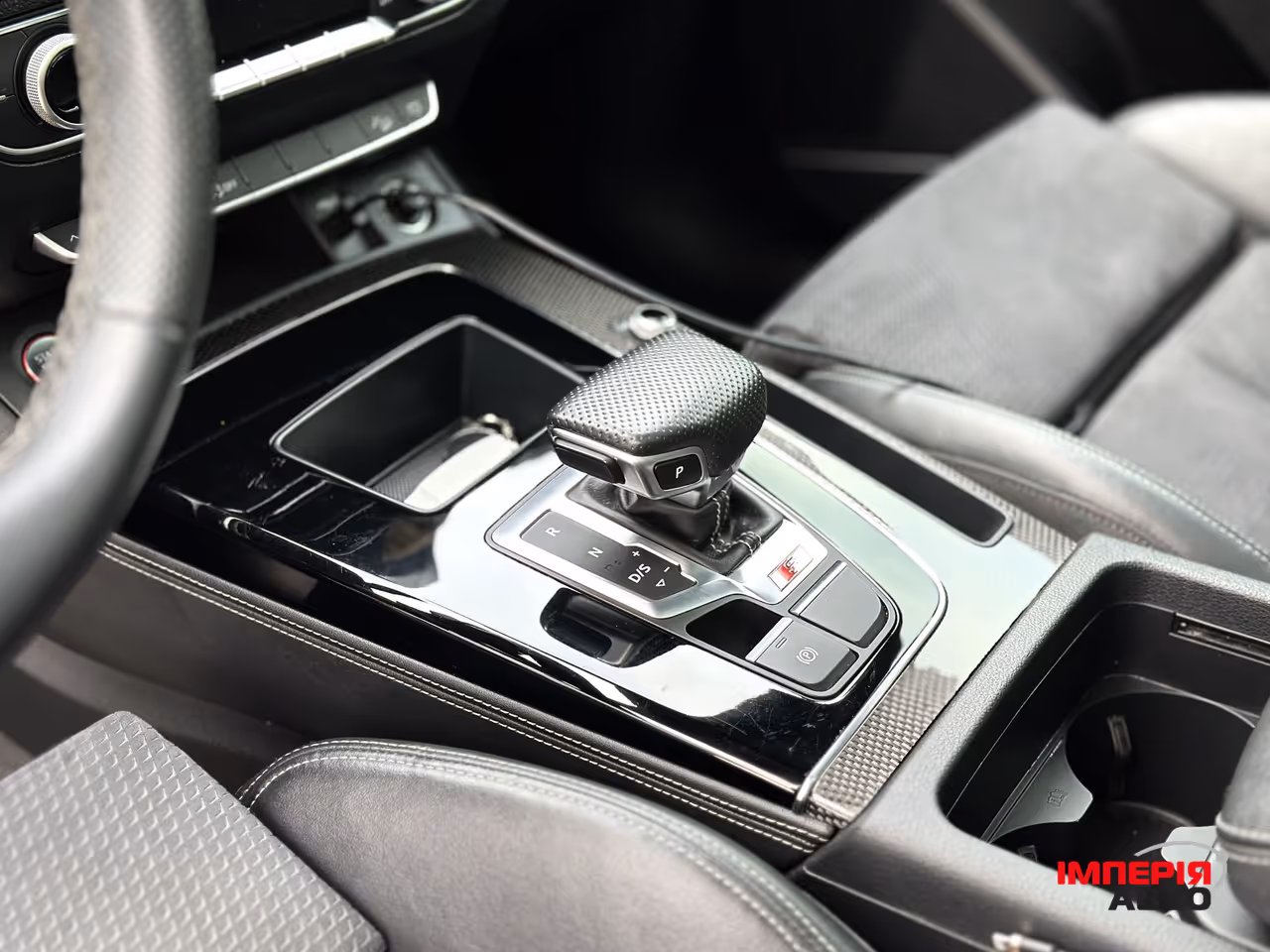 Audi SQ5 - фото 31