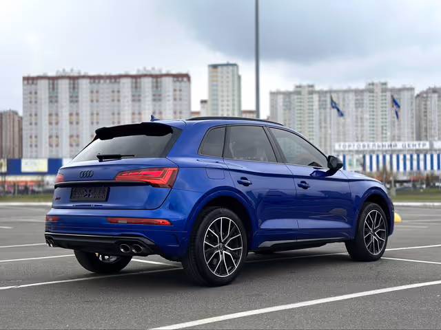 Audi SQ5 - зображення 5