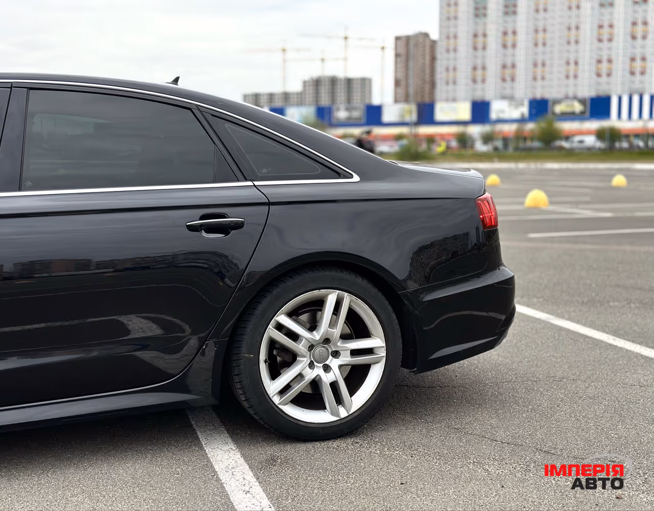 Audi A6 - фото 20
