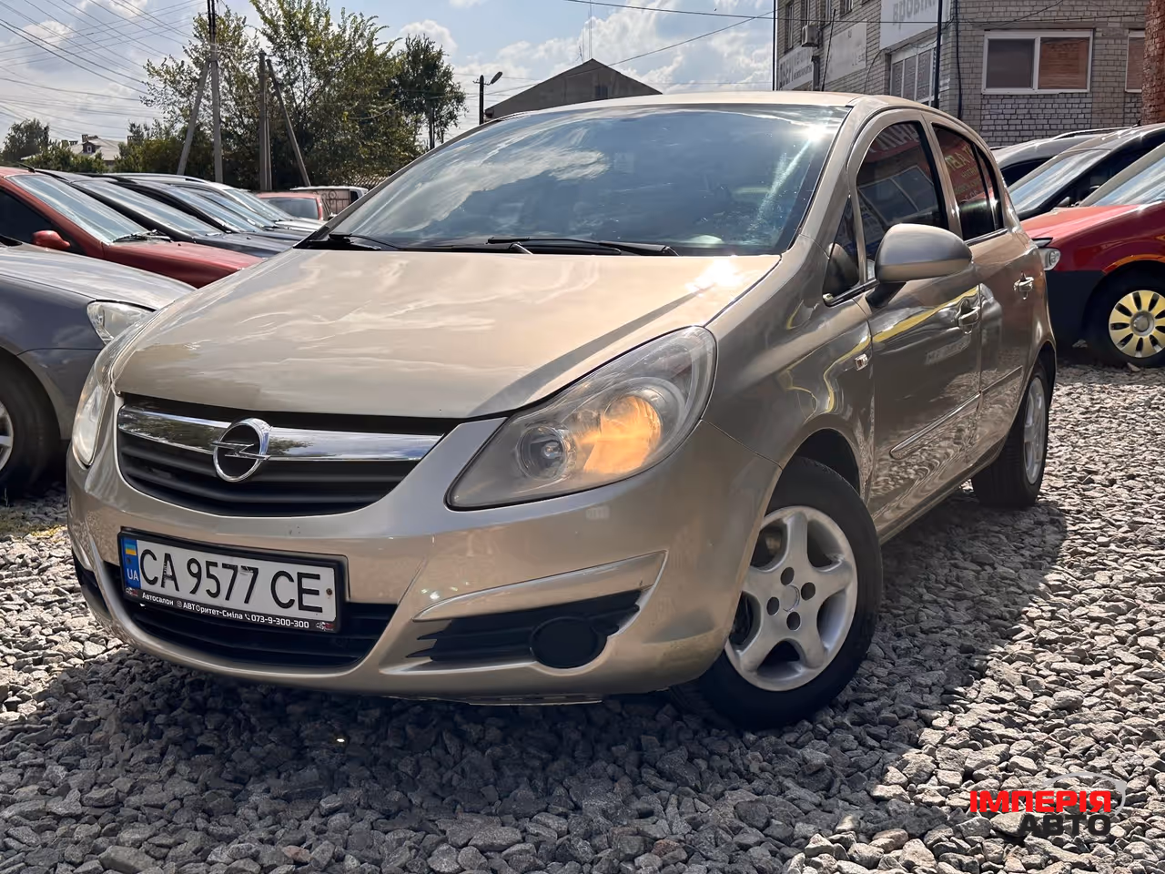 Opel Corsa - фото 3