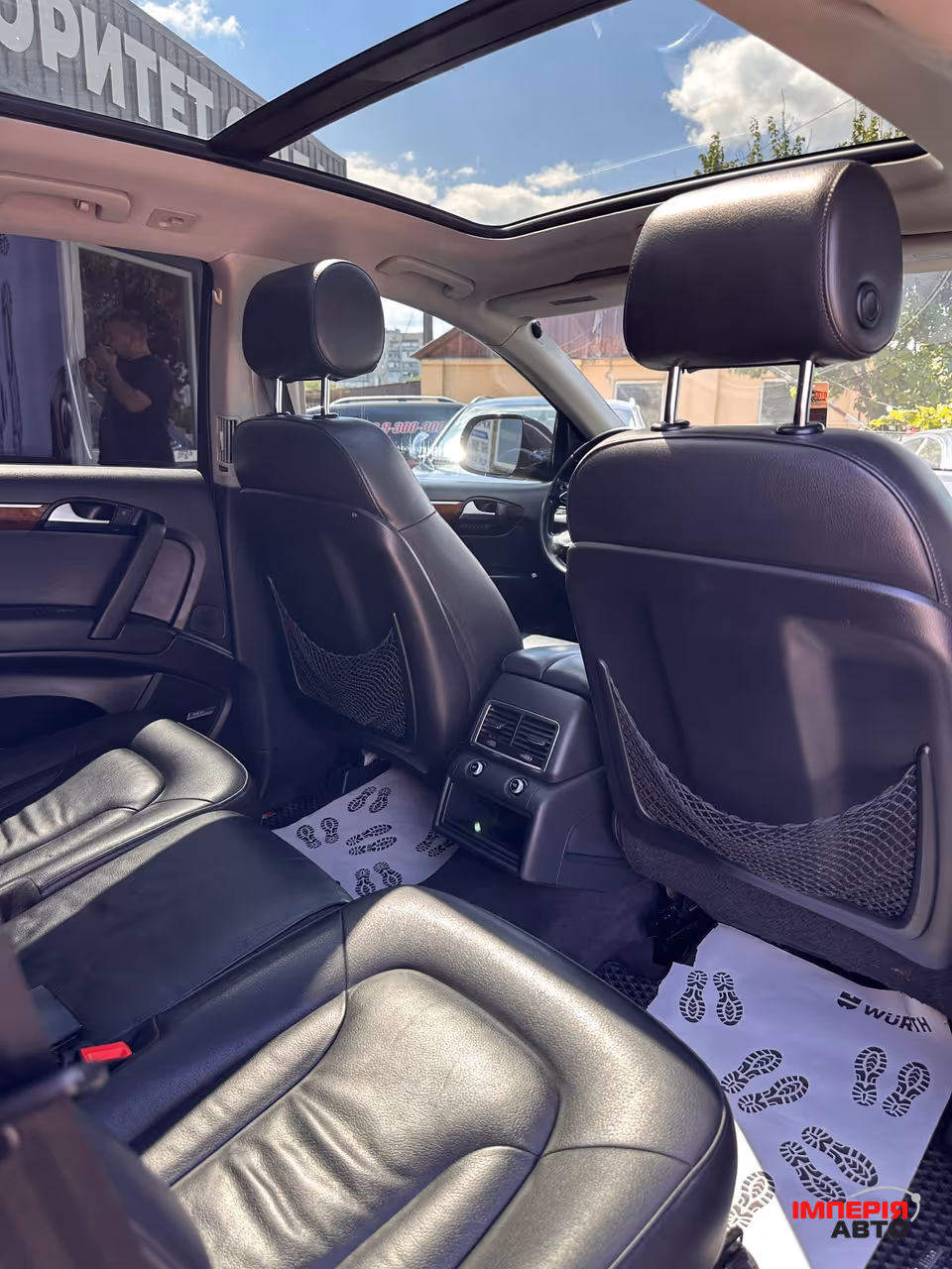 Audi Q7 - фото 8