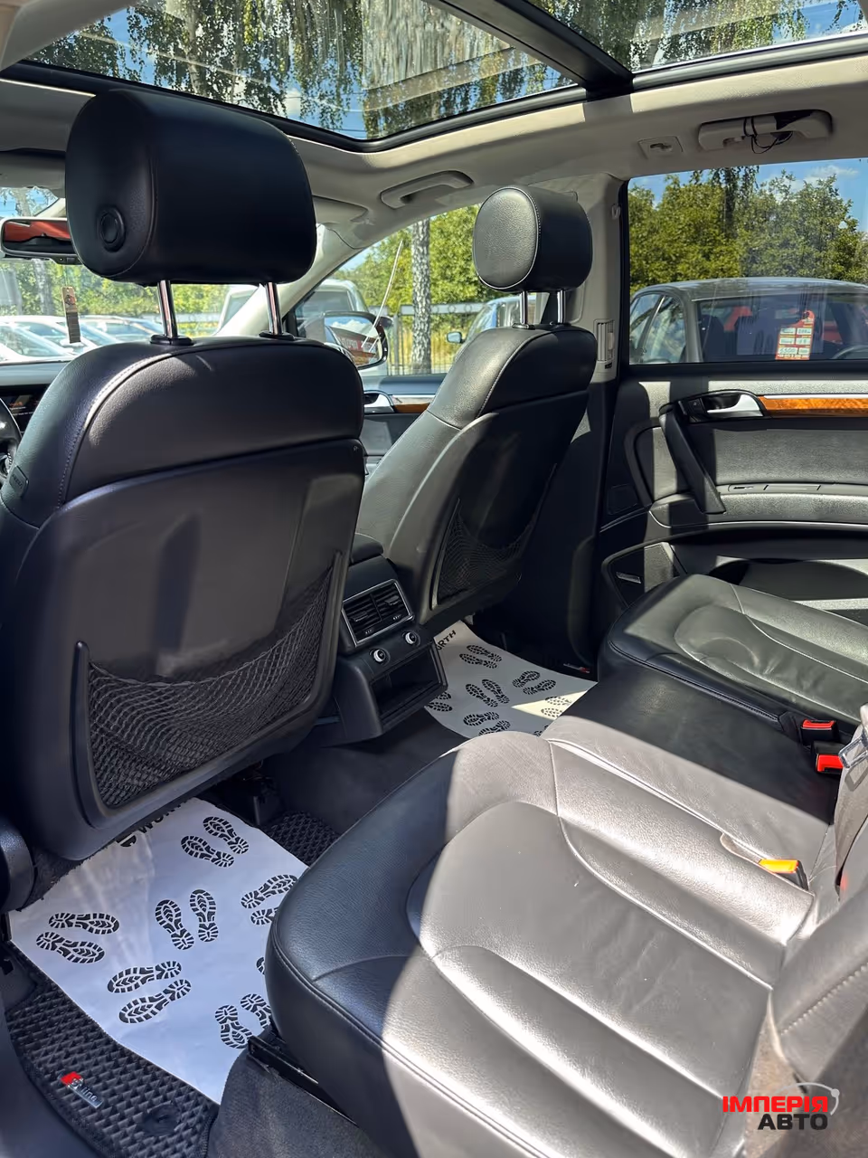 Audi Q7 - фото 7