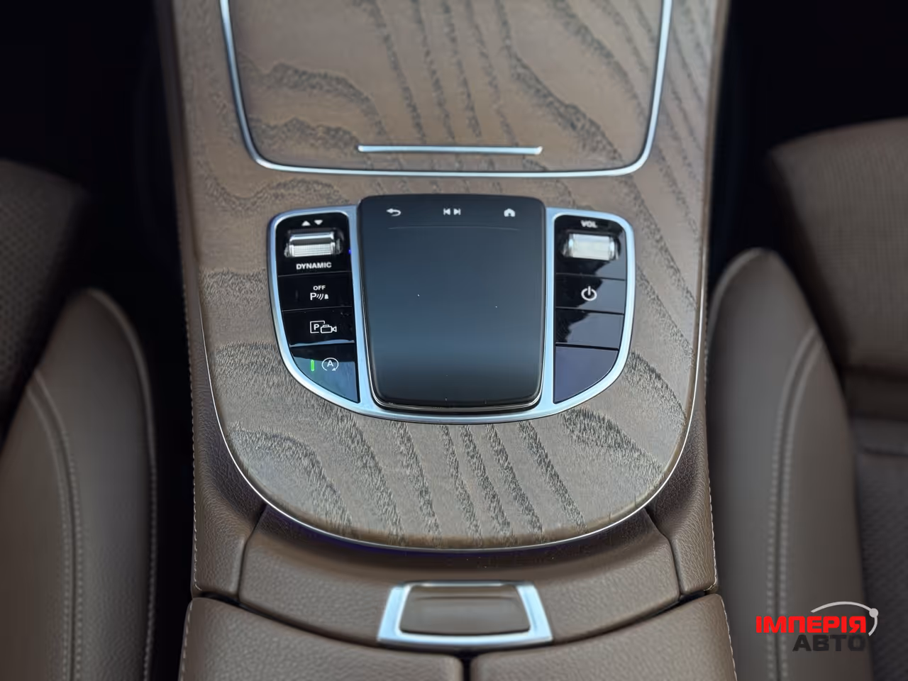 Mercedes-Benz E-Класс - фото 24