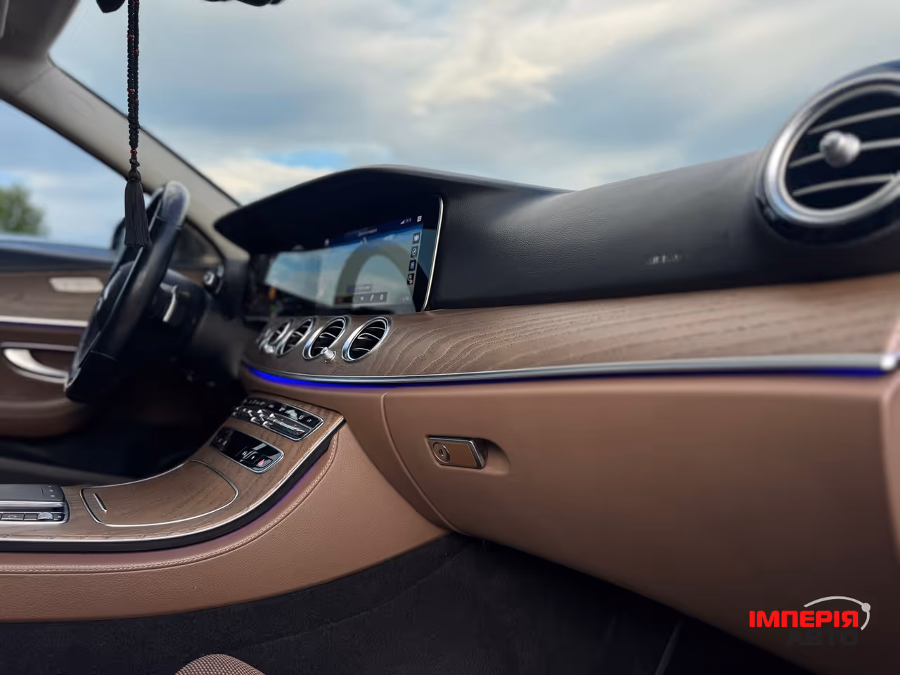 Mercedes-Benz E-Класс - фото 21