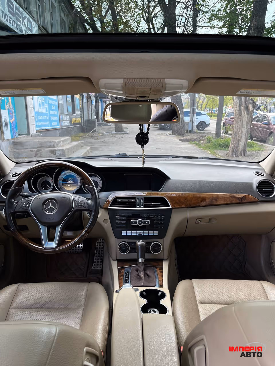 Mercedes-Benz C-Класс - фото 12