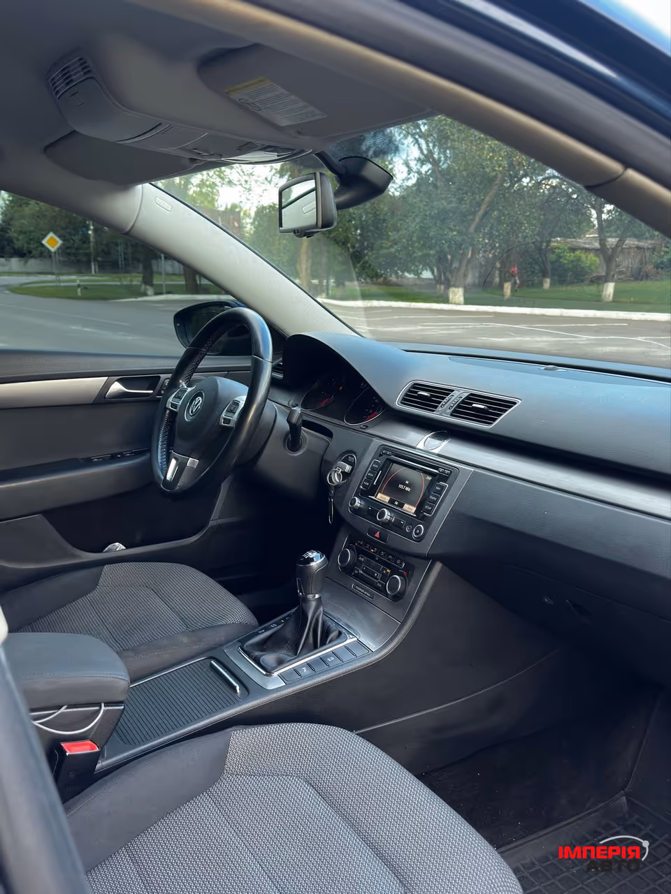 Volkswagen Passat - фото 15