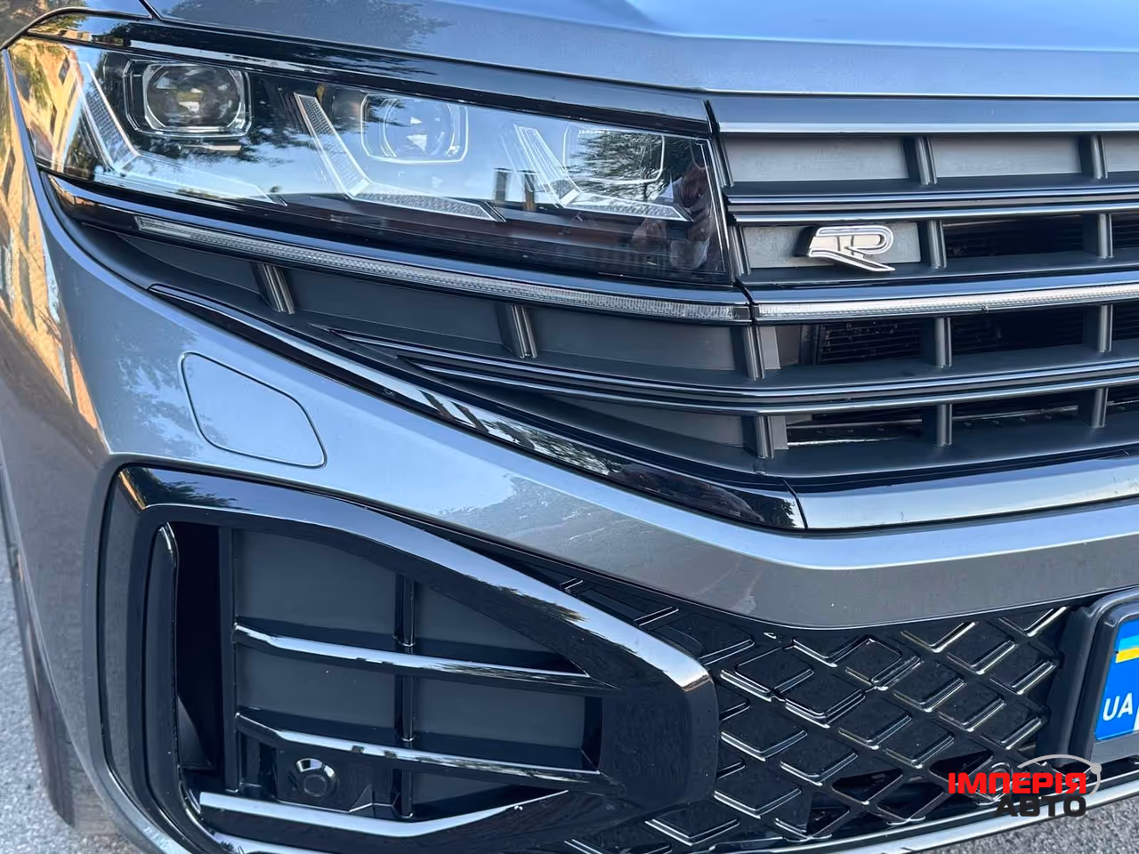 Volkswagen Touareg - фото 6