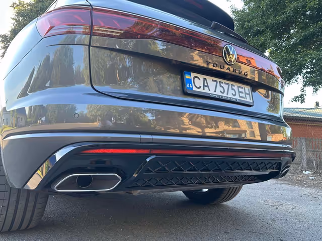Volkswagen Touareg - зображення 4
