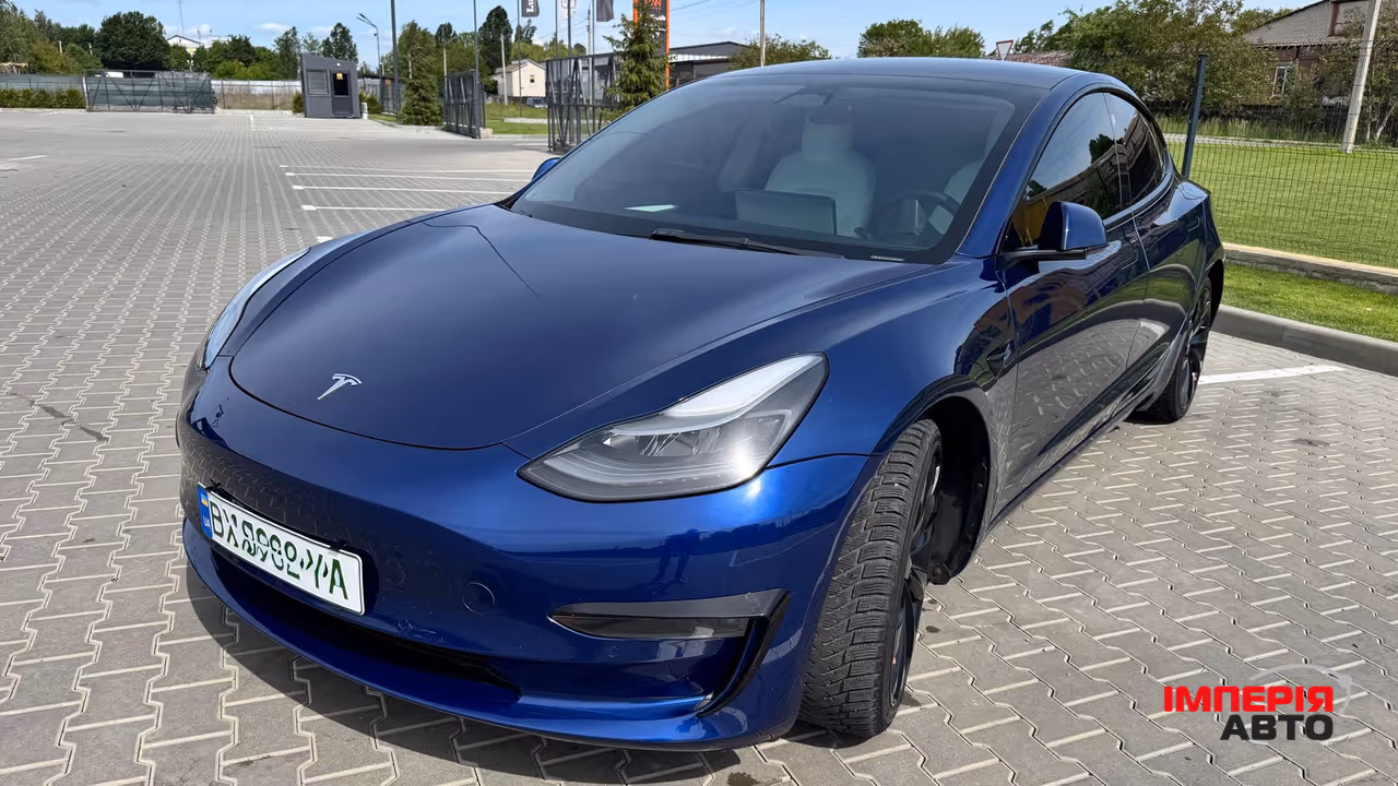 Tesla Model 3 - фото 4