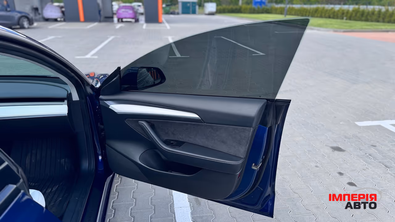 Tesla Model 3 - фото 33
