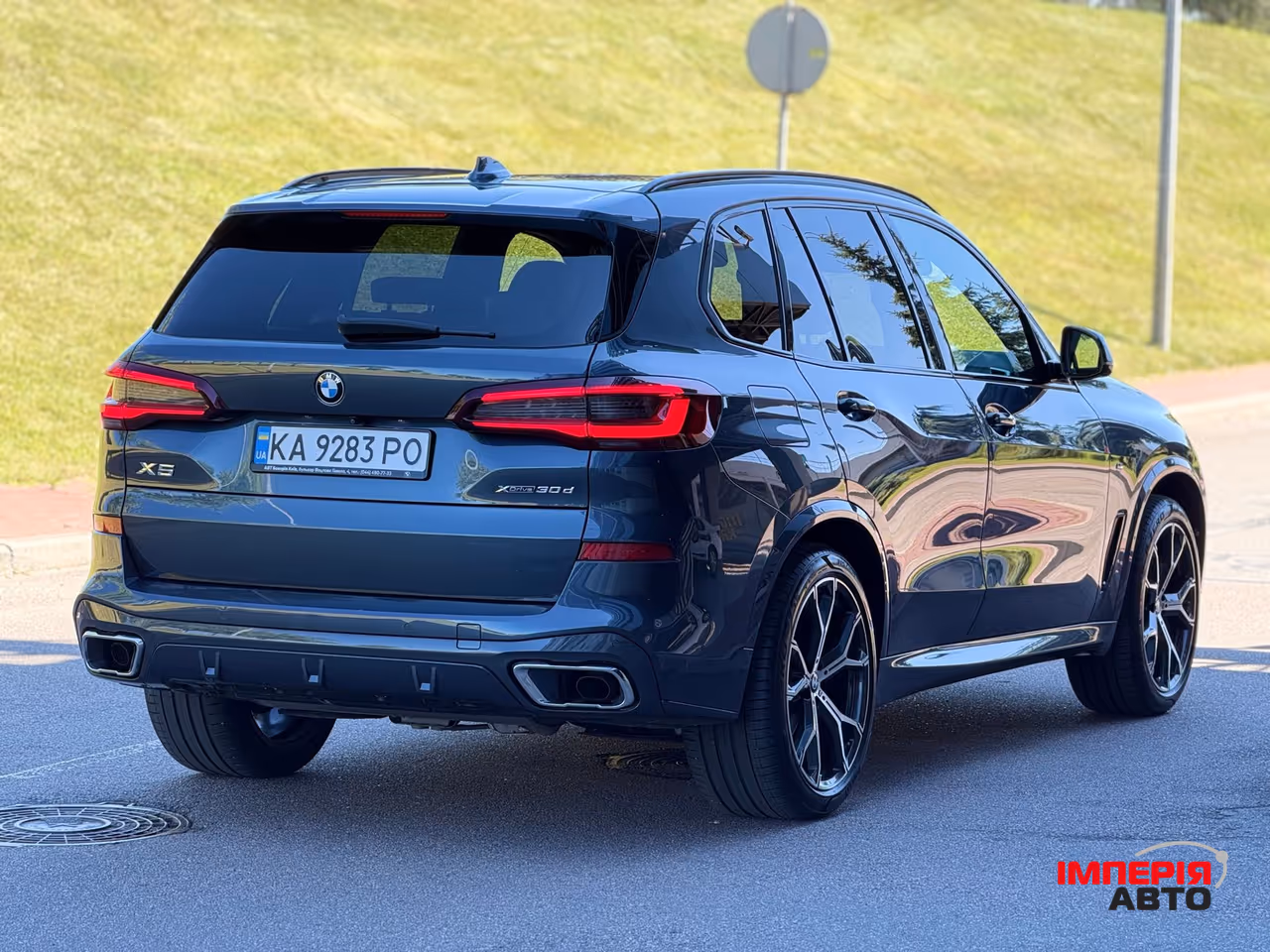BMW X5 - фото 6