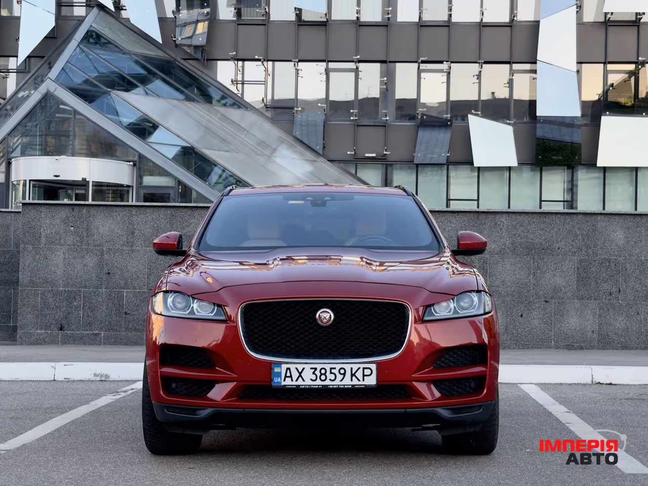 Jaguar F-Pace - фото 2