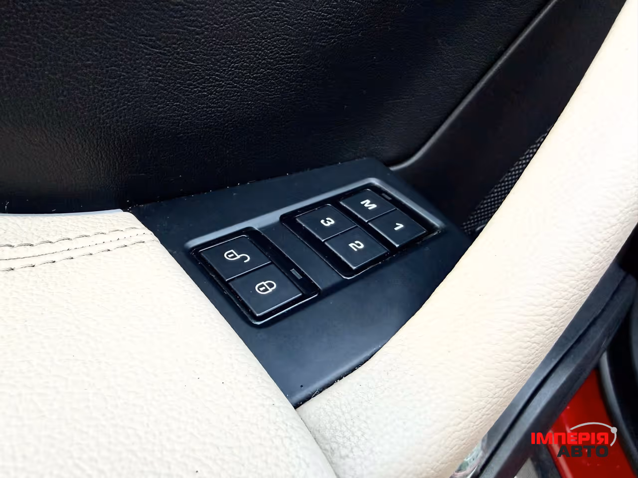 Jaguar F-Pace - фото 28