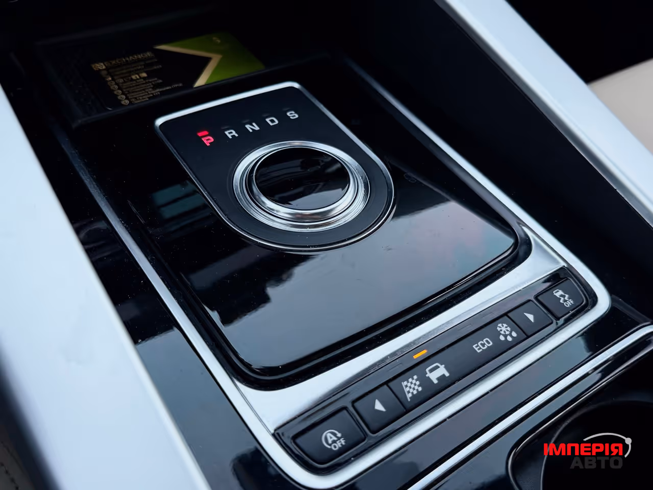 Jaguar F-Pace - фото 19