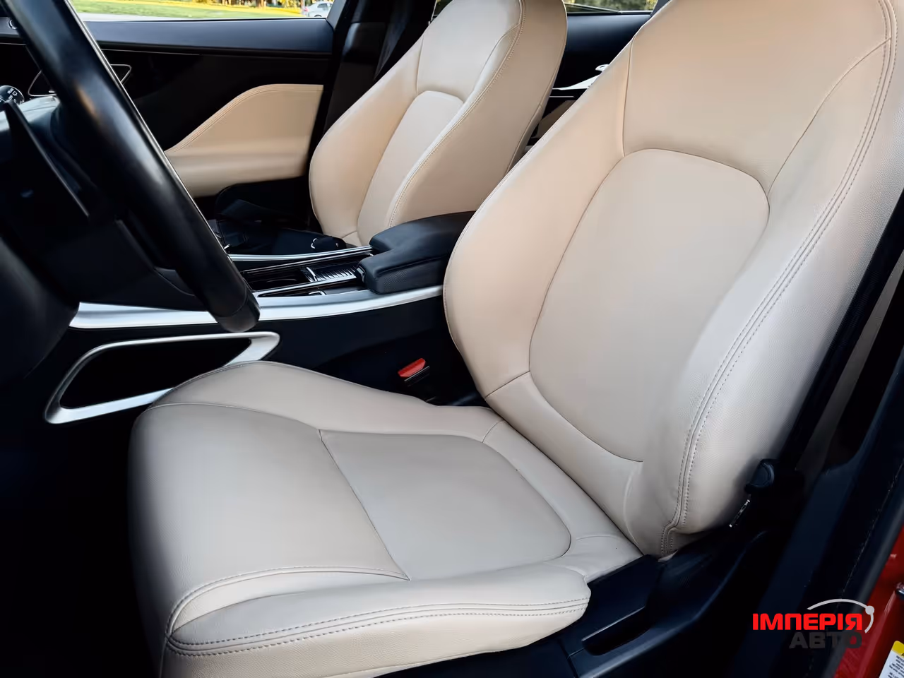 Jaguar F-Pace - фото 26