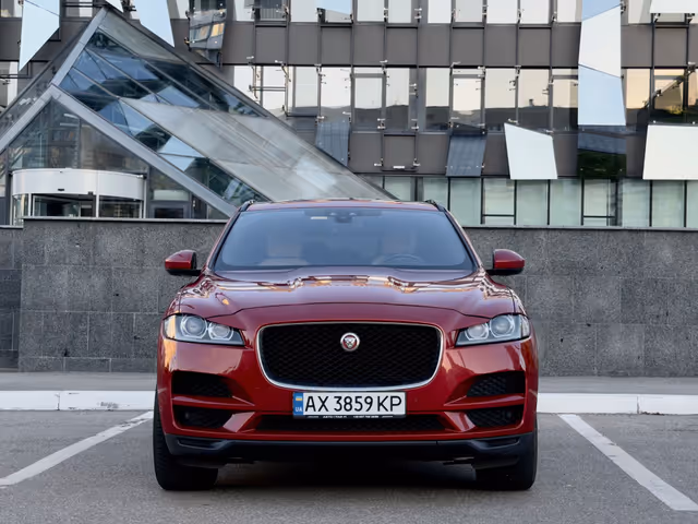 Jaguar F-Pace - зображення 2