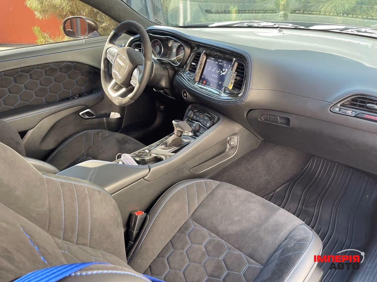 Dodge Challenger - фото 15