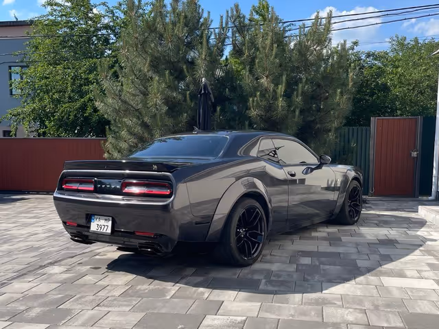 Dodge Challenger - зображення 5