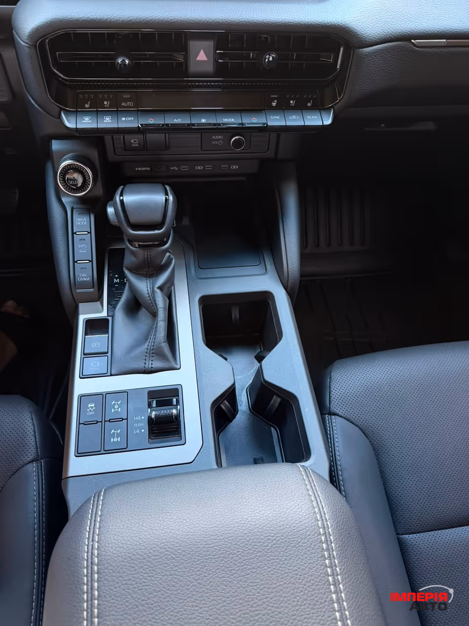 Toyota Land Cruiser Prado - фото 7