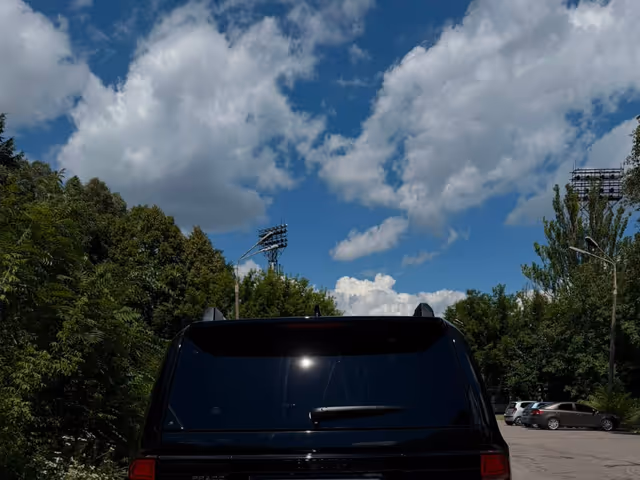 Toyota Land Cruiser Prado - зображення 2