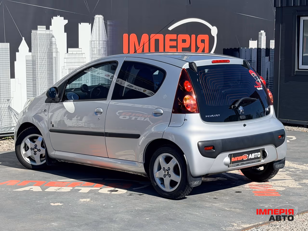 Peugeot 107 - фото 4