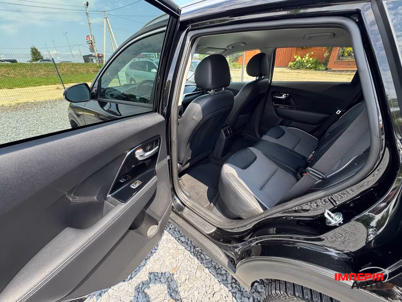 Kia Niro - фото 32