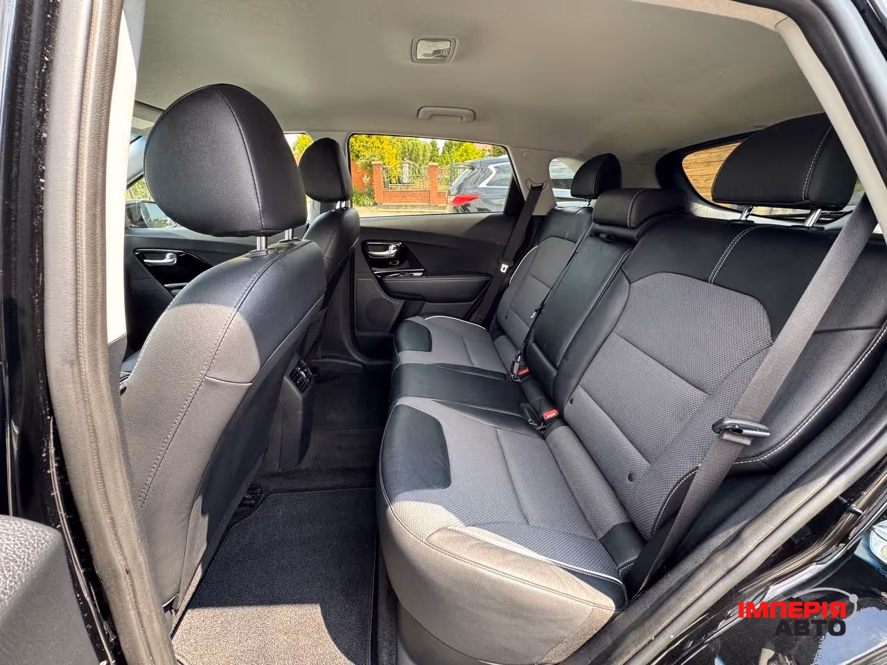 Kia Niro - фото 34