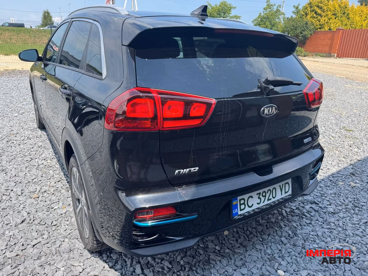 Kia Niro - фото 13