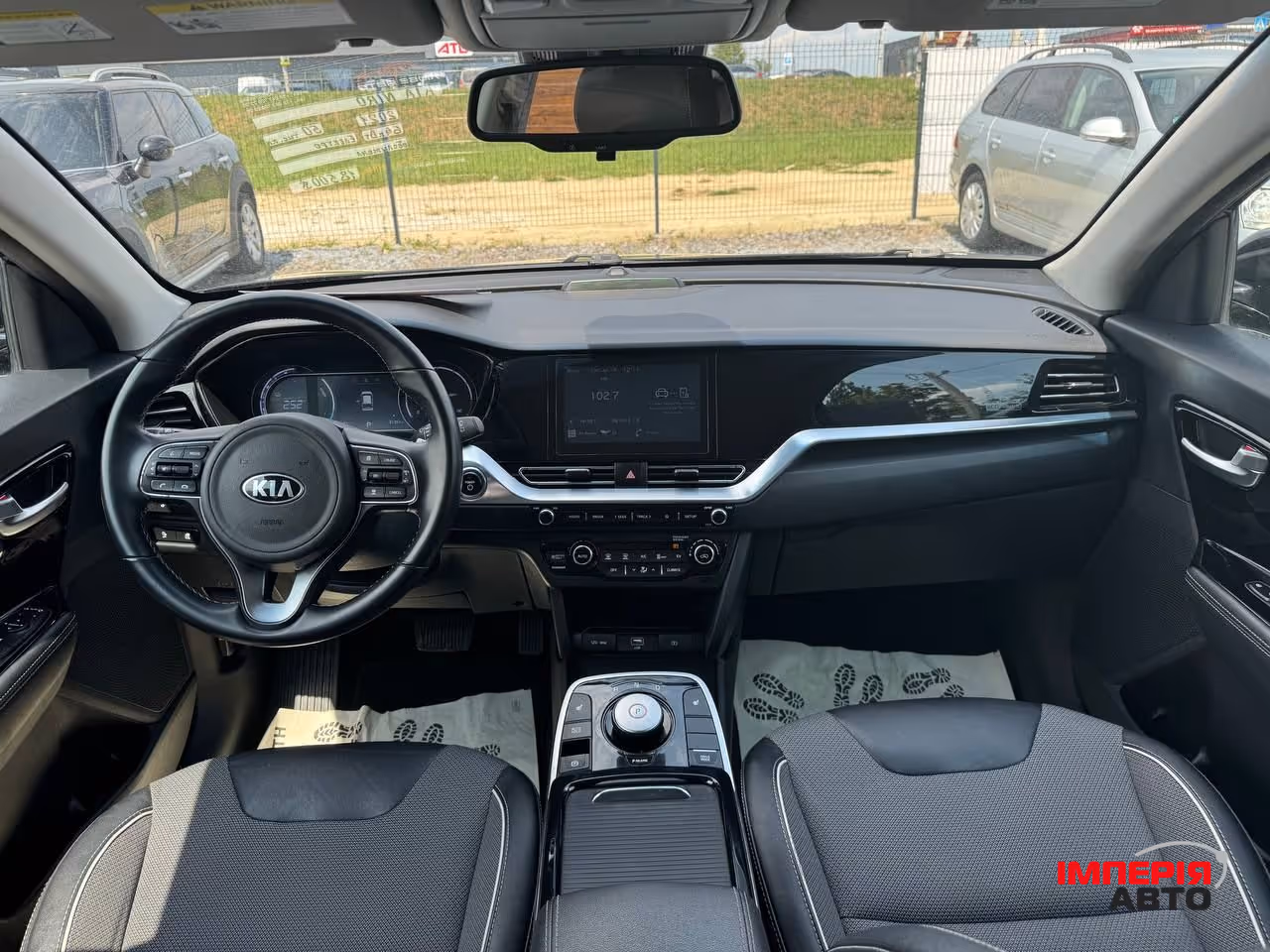 Kia Niro - фото 30