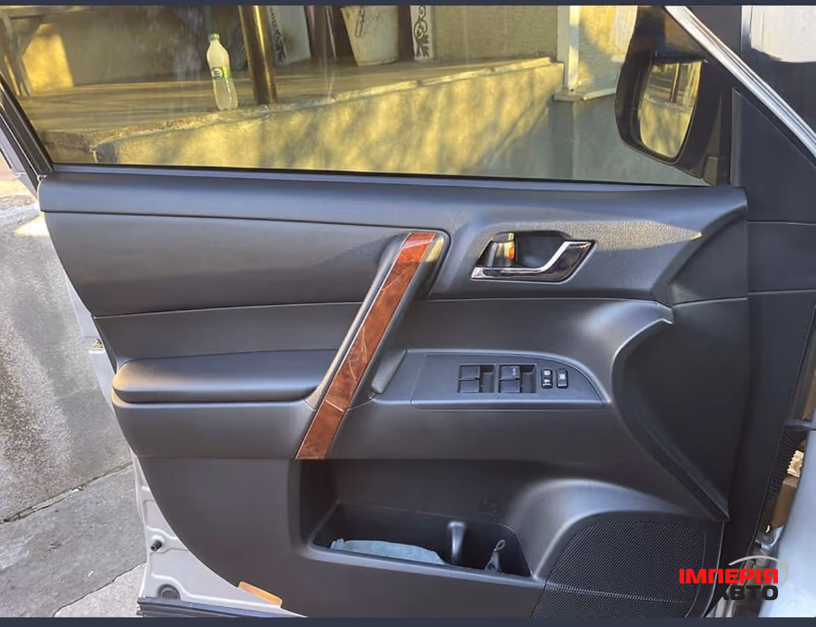 Toyota Highlander - фото 13