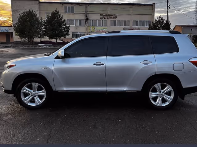 Toyota Highlander - зображення 5