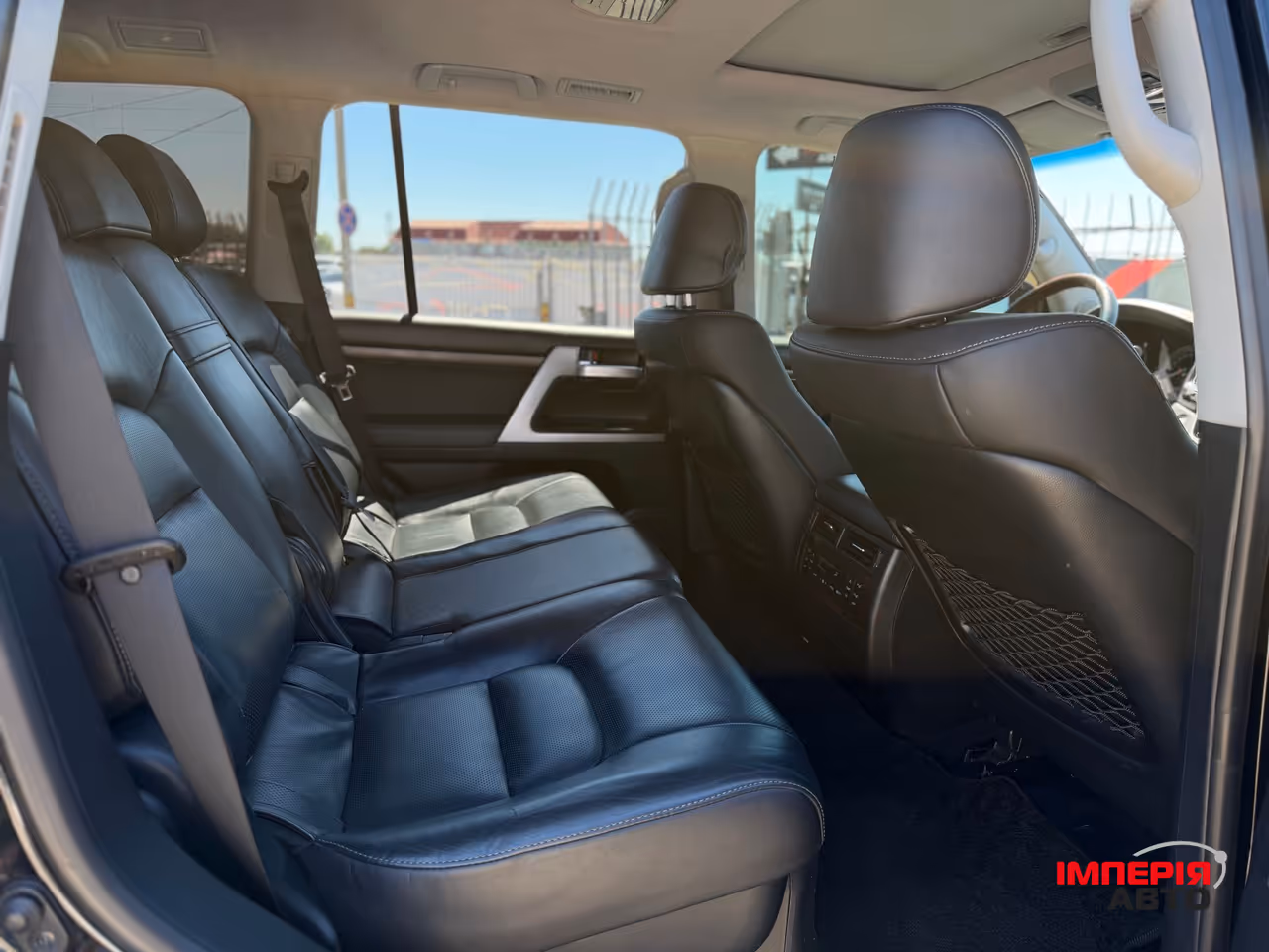 Toyota Land Cruiser - фото 11
