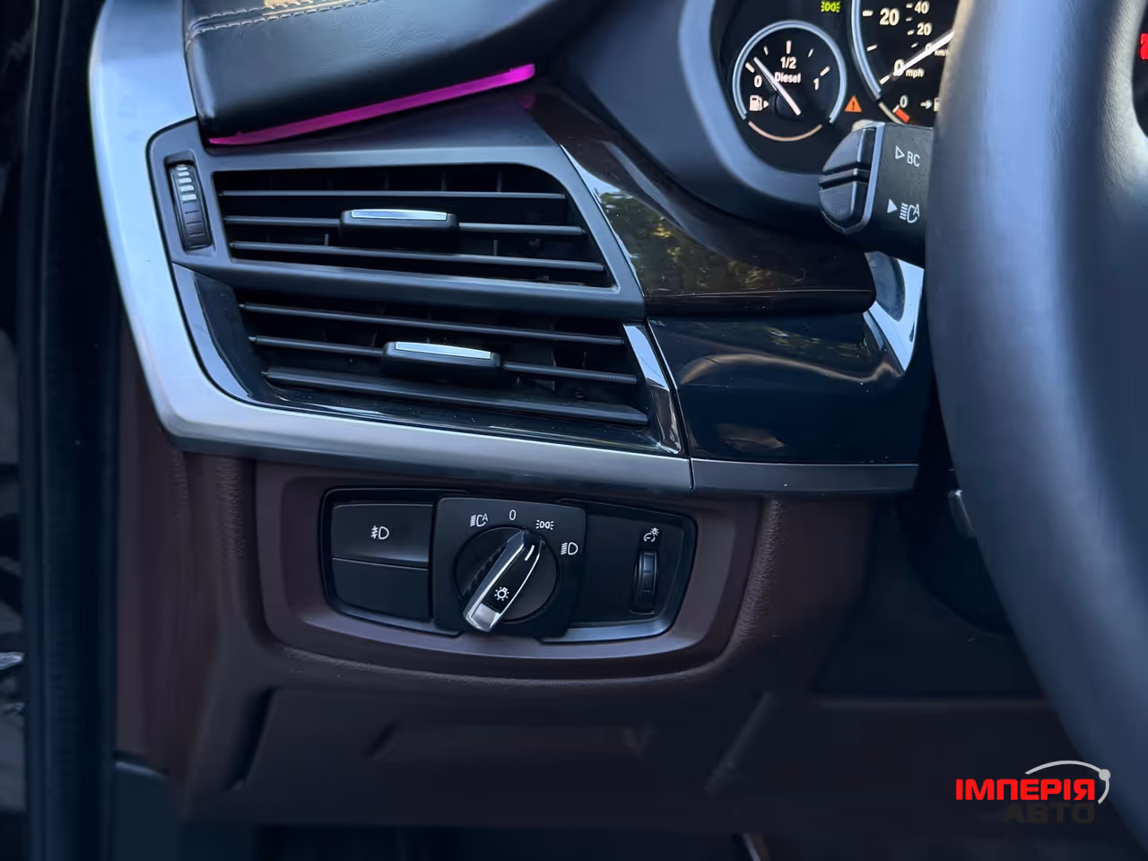 BMW X5 - фото 18