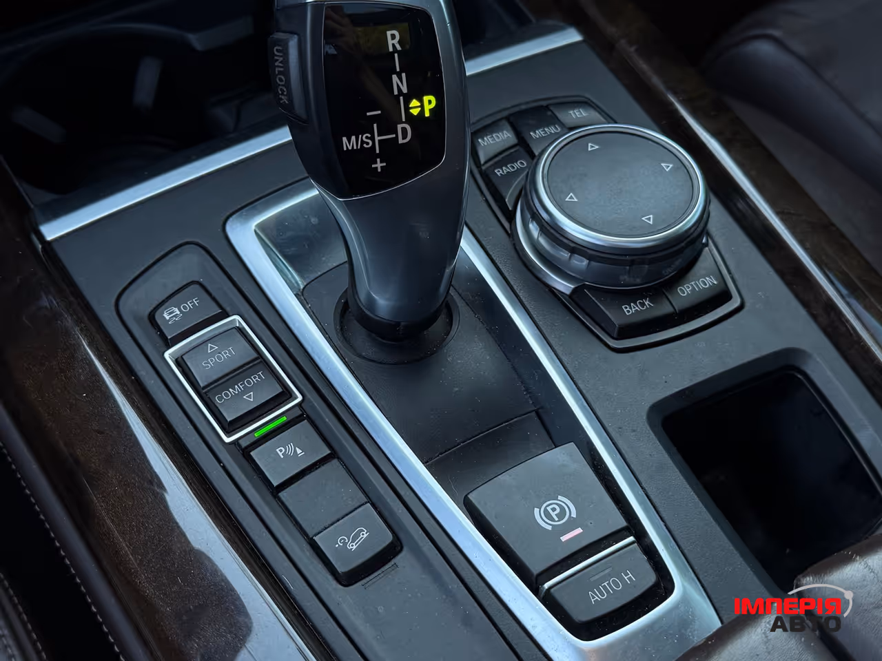 BMW X5 - фото 24