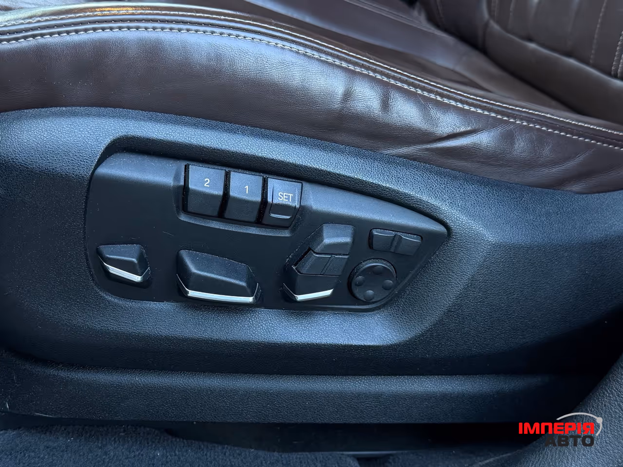 BMW X5 - фото 19