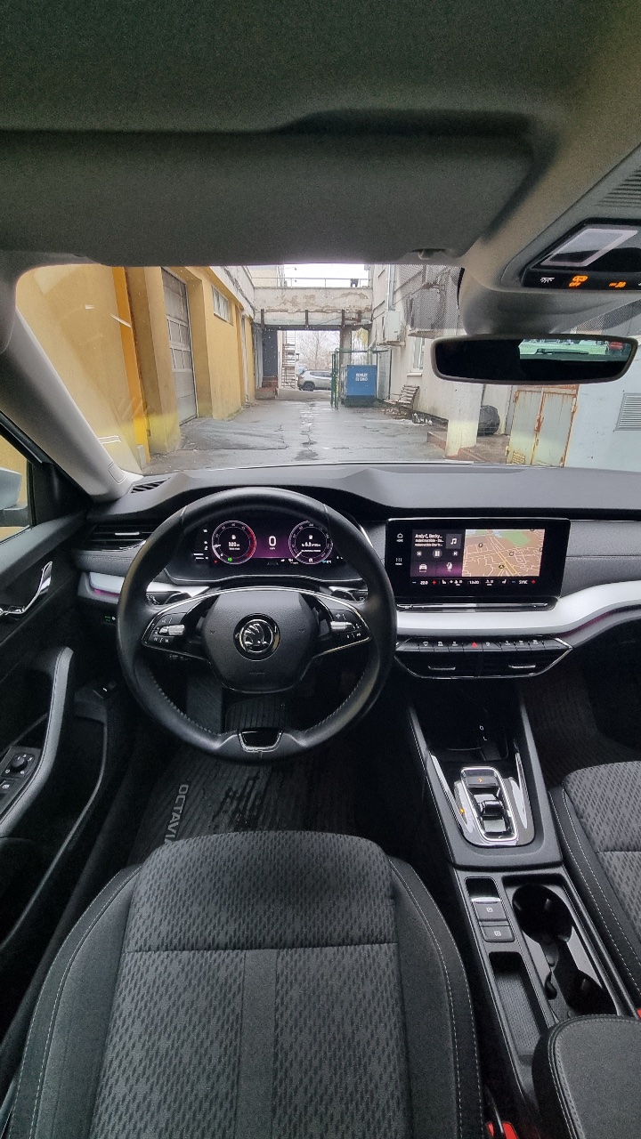 Skoda Octavia - фото 1