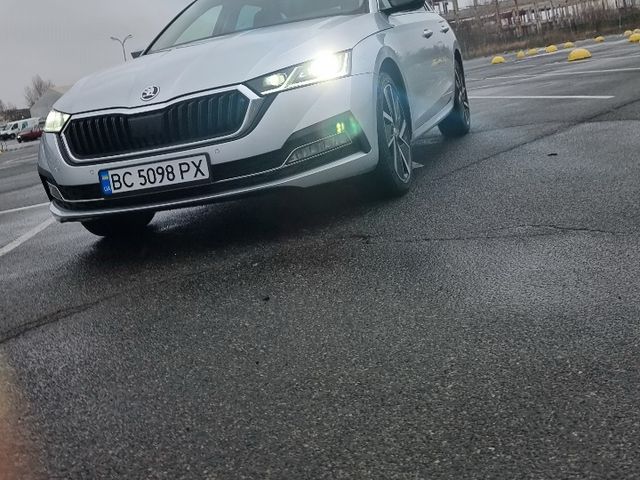 Skoda Octavia - фото 2
