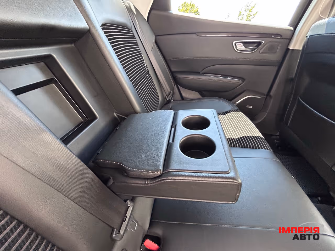 Renault Talisman - фото 19