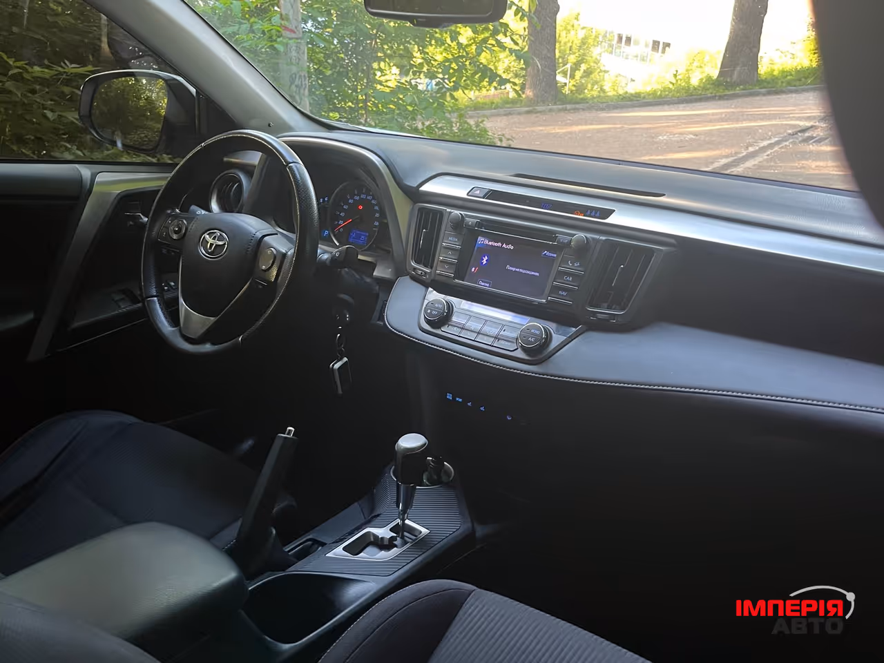 Toyota RAV4 - фото 22