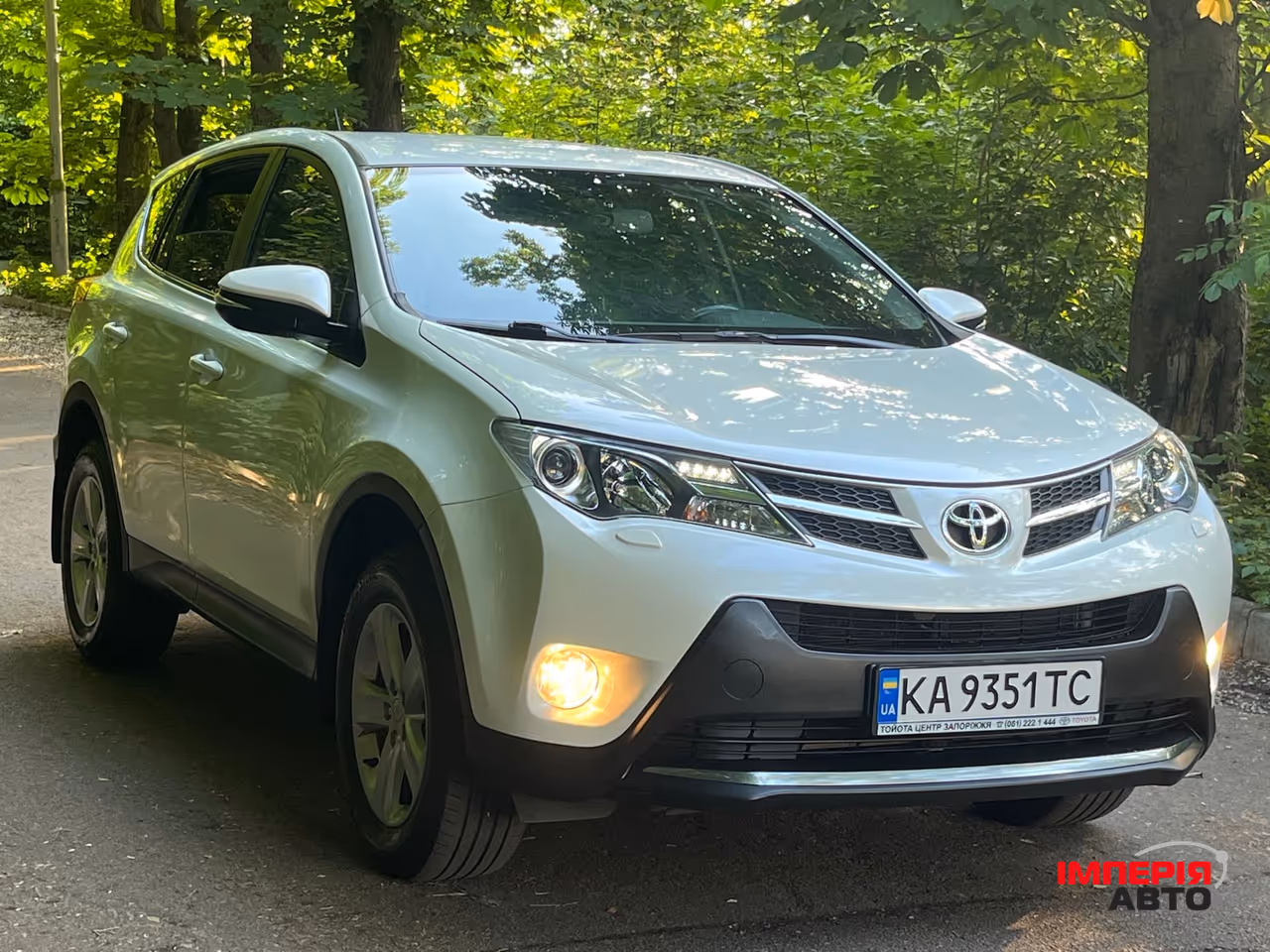Toyota RAV4 - фото 11