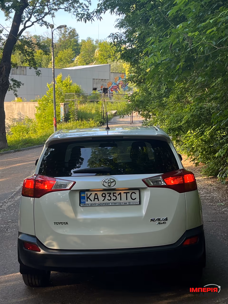 Toyota RAV4 - фото 14