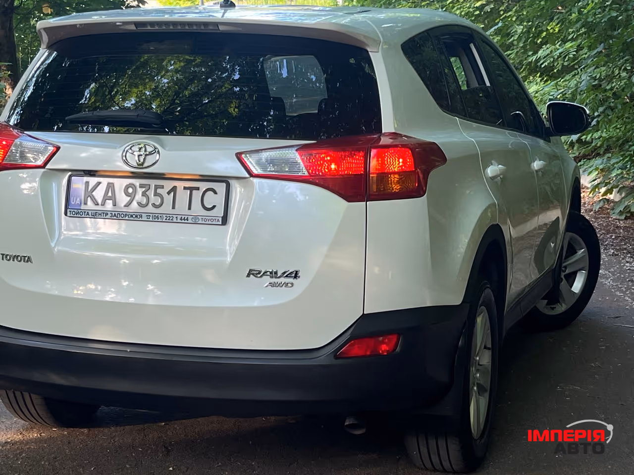 Toyota RAV4 - фото 9