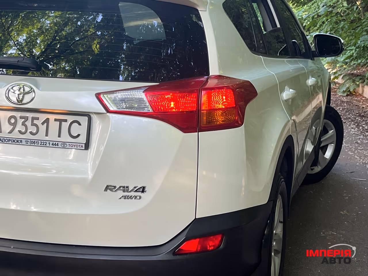 Toyota RAV4 - фото 10