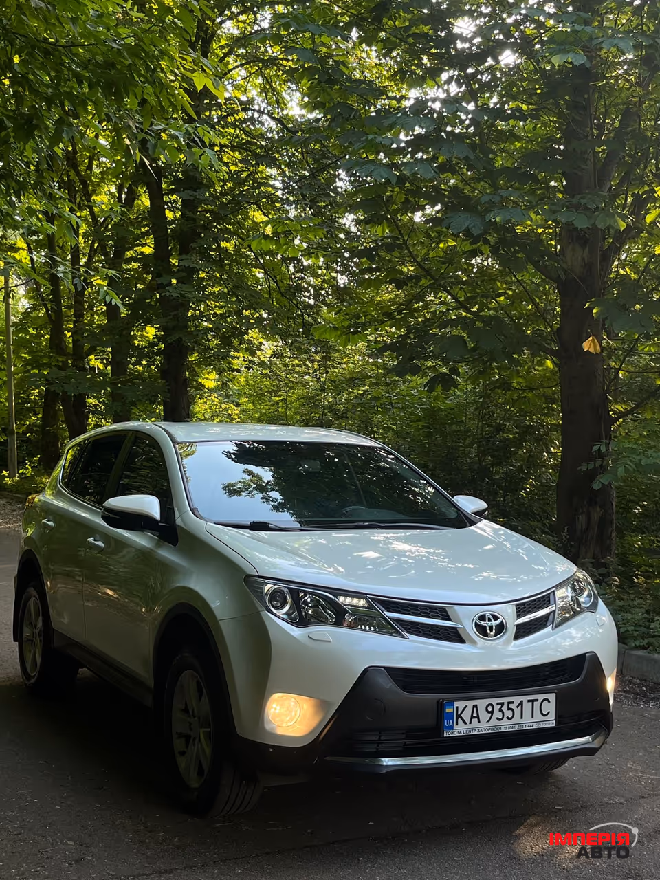 Toyota RAV4 - фото 13