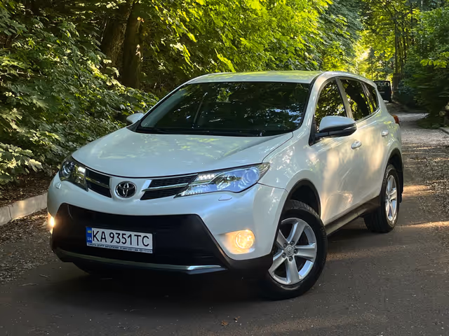 Toyota RAV4 - зображення 4